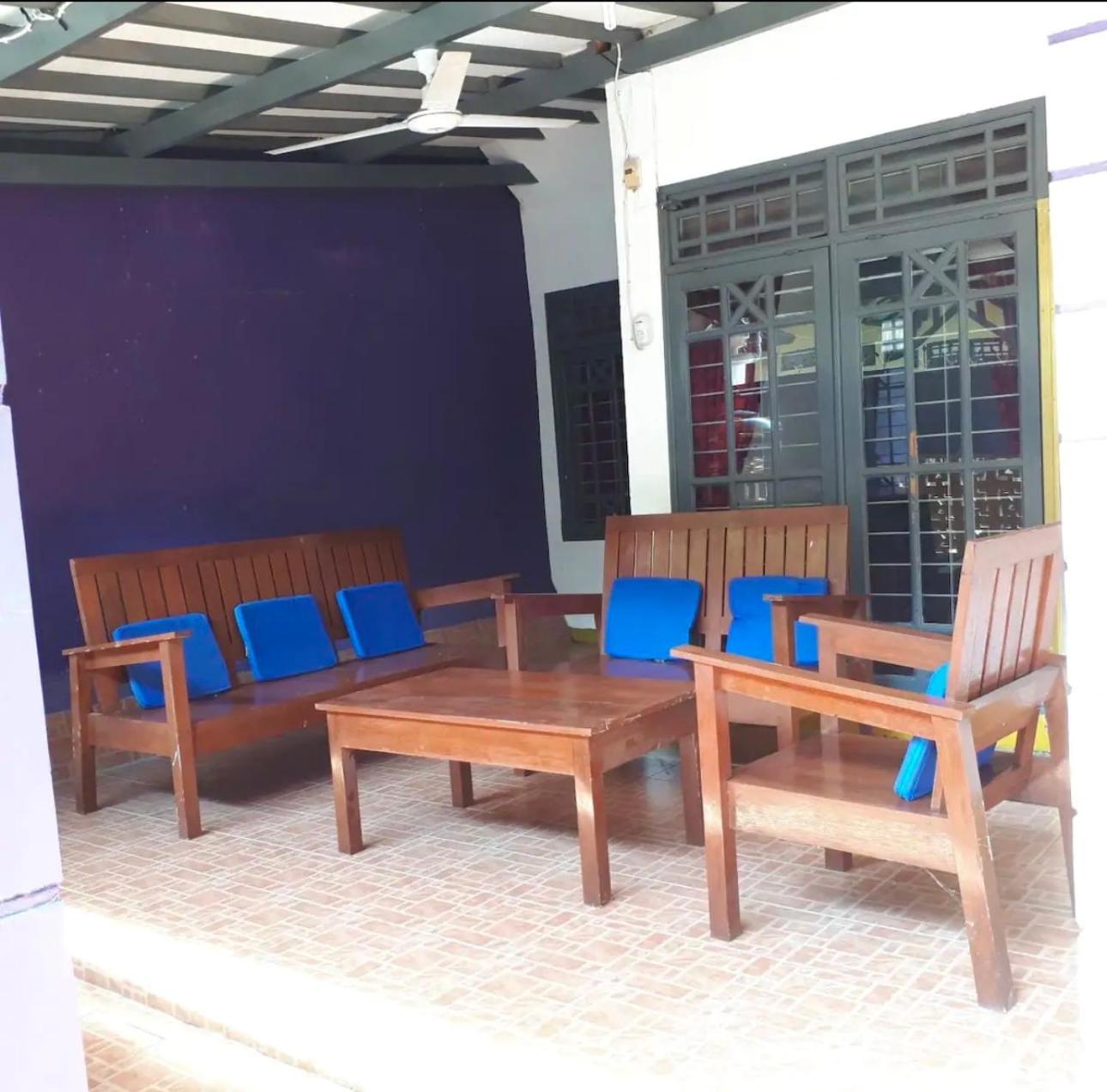 Kj Purple House Senggigi Apartamento Exterior foto